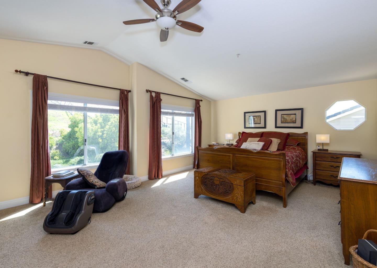 Detail Gallery Image 19 of 27 For 2773 Mira Bella Cir, Morgan Hill,  CA 95037 - 5 Beds | 3 Baths