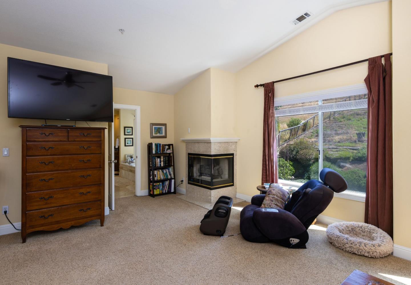 Detail Gallery Image 20 of 27 For 2773 Mira Bella Cir, Morgan Hill,  CA 95037 - 5 Beds | 3 Baths