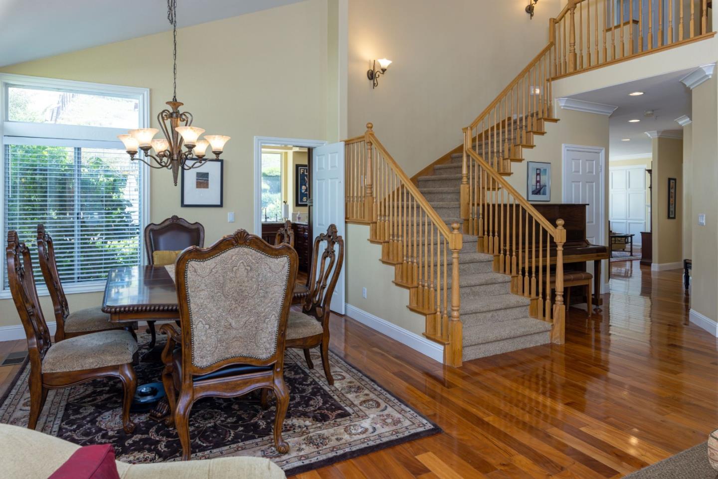Detail Gallery Image 6 of 27 For 2773 Mira Bella Cir, Morgan Hill,  CA 95037 - 5 Beds | 3 Baths