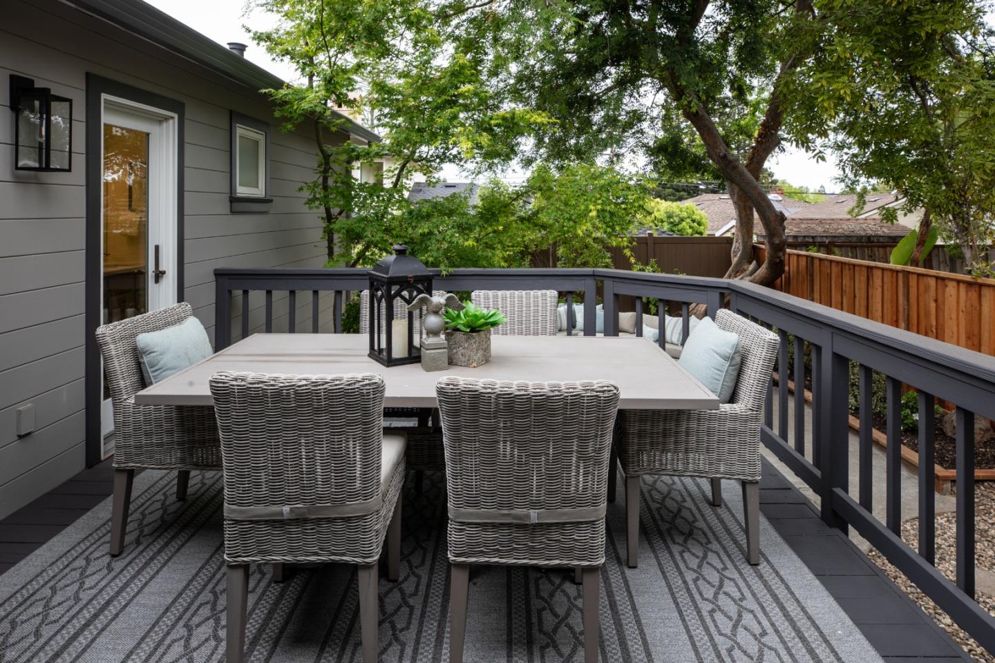 Detail Gallery Image 18 of 25 For 708 Neal Ave, San Carlos,  CA 94070 - 3 Beds | 2 Baths