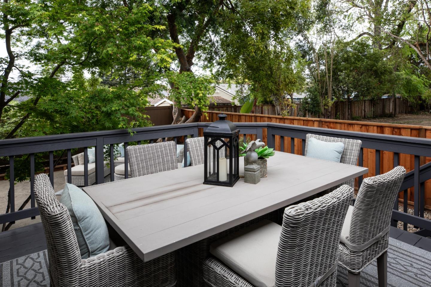 Detail Gallery Image 19 of 25 For 708 Neal Ave, San Carlos,  CA 94070 - 3 Beds | 2 Baths