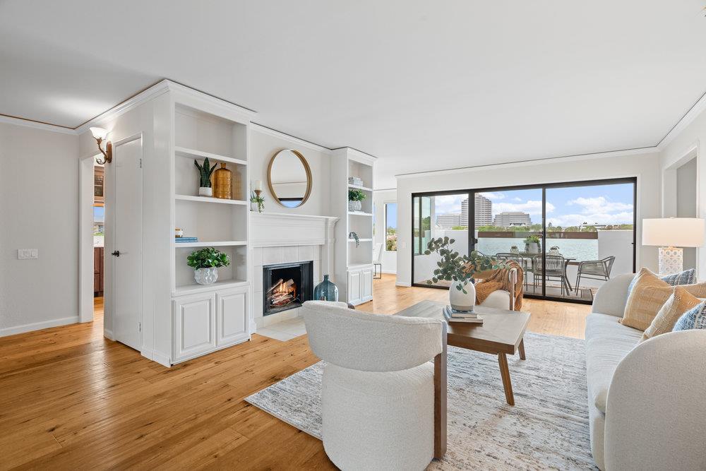 Detail Gallery Image 5 of 36 For 877 Balboa Ln, Foster City,  CA 94404 - 2 Beds | 2 Baths