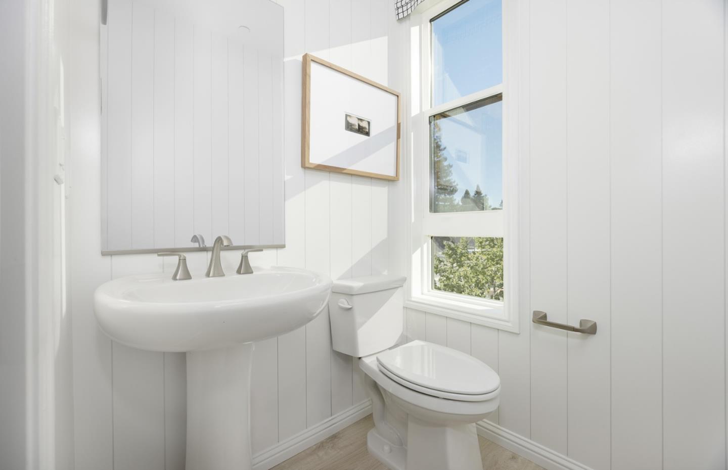 Detail Gallery Image 9 of 11 For 1147 Milan Ter #8,  Sunnyvale,  CA 94089 - 2 Beds | 2/1 Baths