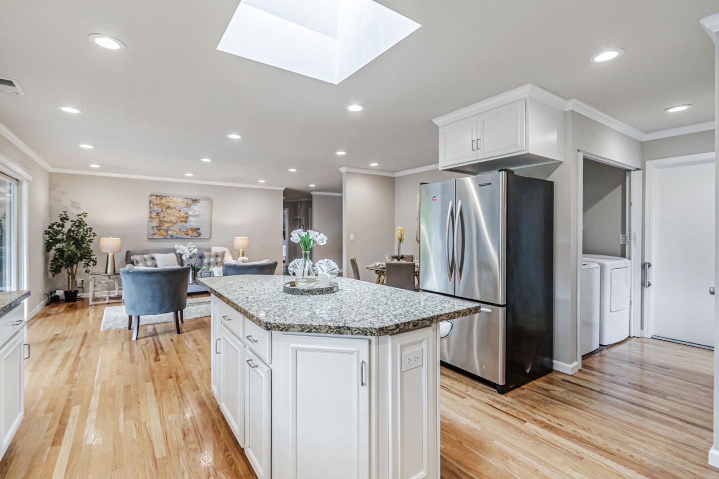 Detail Gallery Image 19 of 47 For 10571 N Blaney Ave, Cupertino,  CA 95014 - 3 Beds | 2/1 Baths