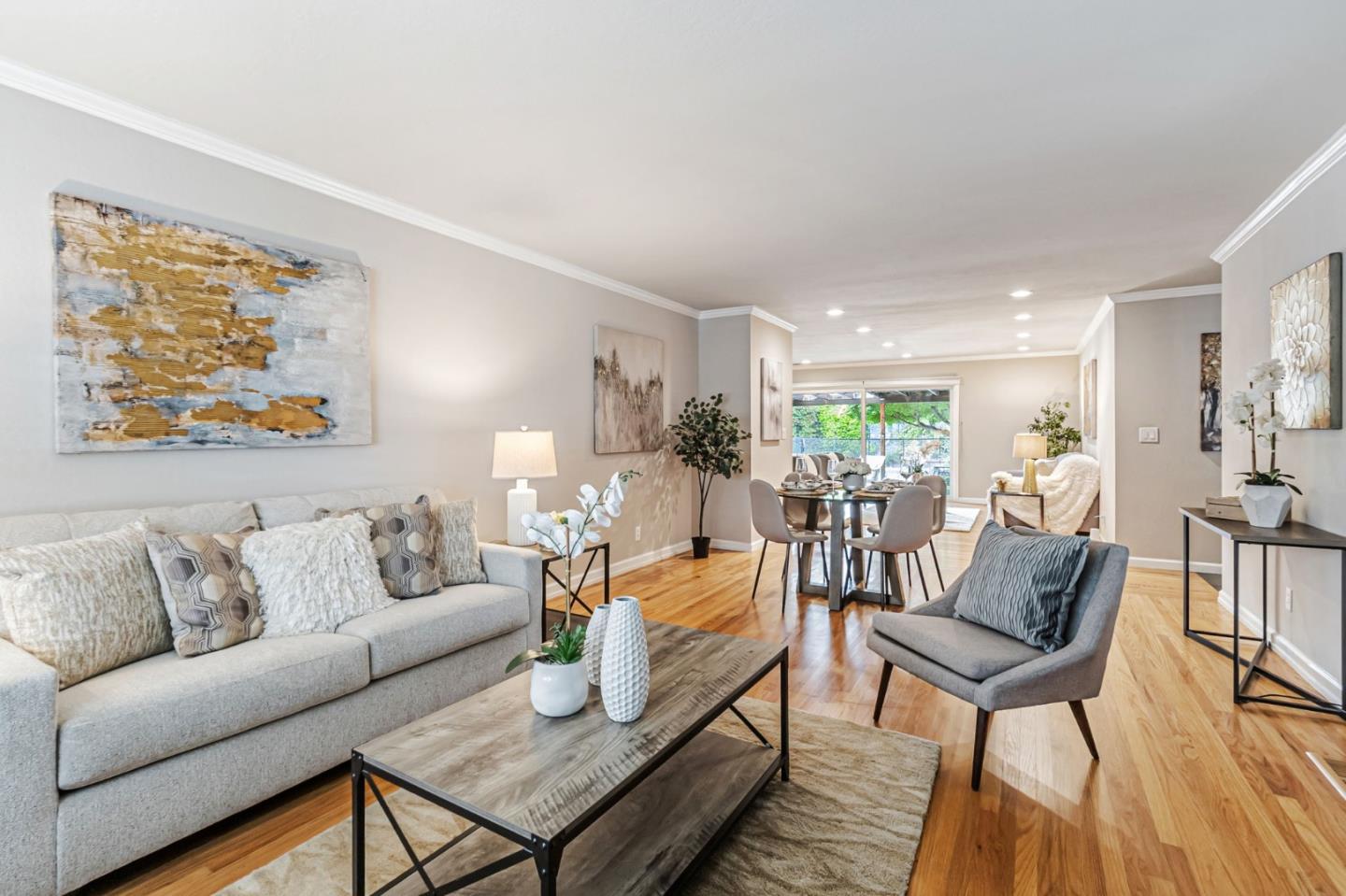 Detail Gallery Image 8 of 47 For 10571 N Blaney Ave, Cupertino,  CA 95014 - 3 Beds | 2/1 Baths