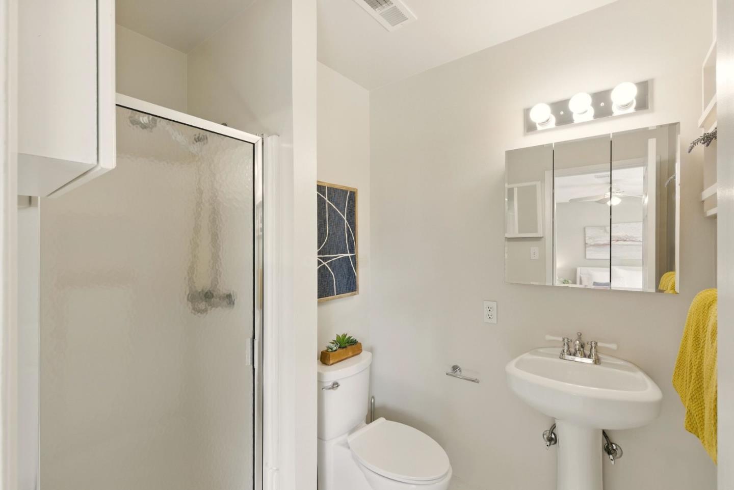 Detail Gallery Image 26 of 36 For 4882 Sutcliff Ave, San Jose,  CA 95118 - 4 Beds | 2 Baths