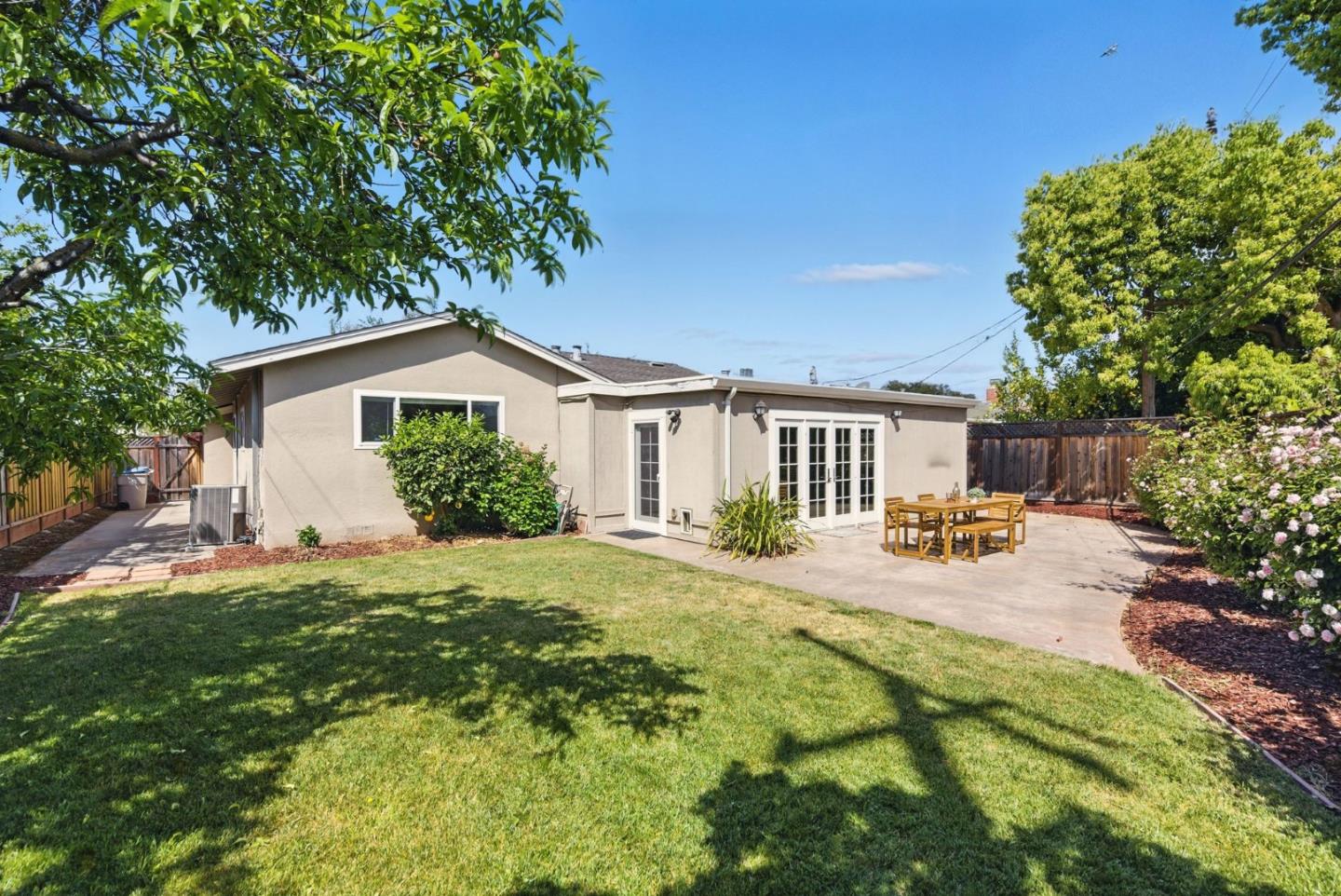 Detail Gallery Image 29 of 36 For 4882 Sutcliff Ave, San Jose,  CA 95118 - 4 Beds | 2 Baths