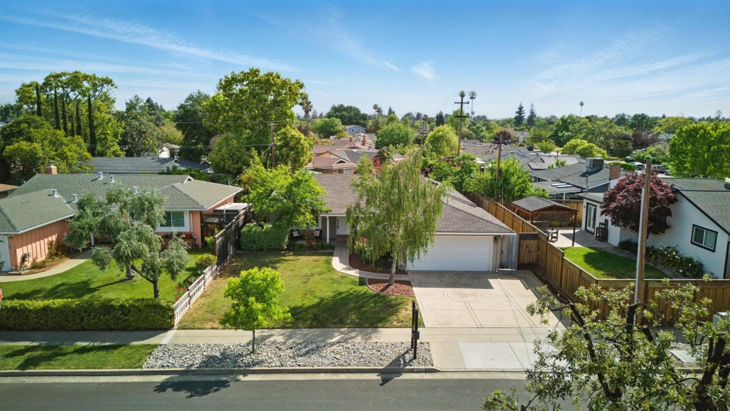 Detail Gallery Image 33 of 36 For 4882 Sutcliff Ave, San Jose,  CA 95118 - 4 Beds | 2 Baths