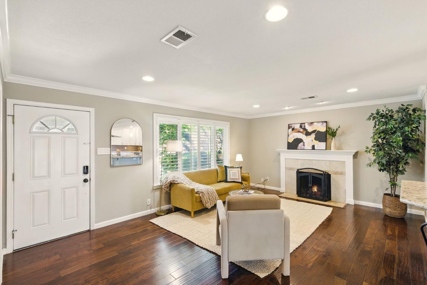 Detail Gallery Image 6 of 36 For 4882 Sutcliff Ave, San Jose,  CA 95118 - 4 Beds | 2 Baths