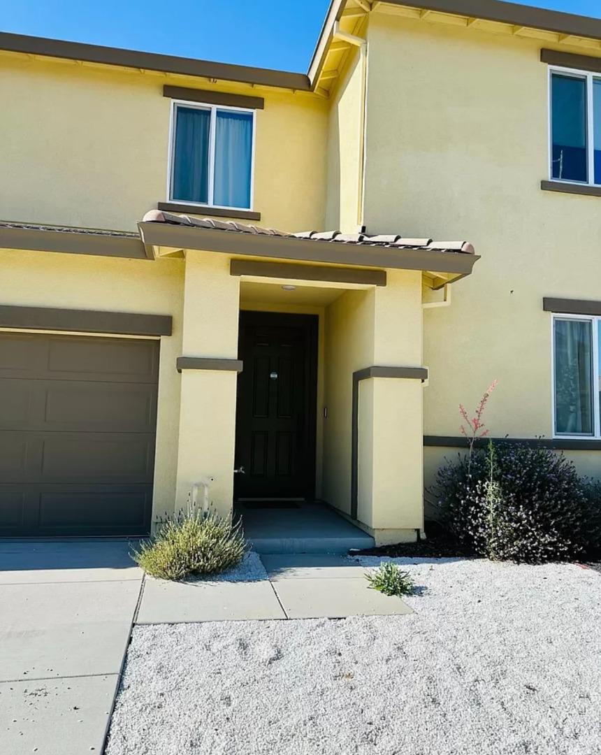 Detail Gallery Image 2 of 43 For 2030 Rosewood Dr, Hollister,  CA 95023 - 4 Beds | 3 Baths