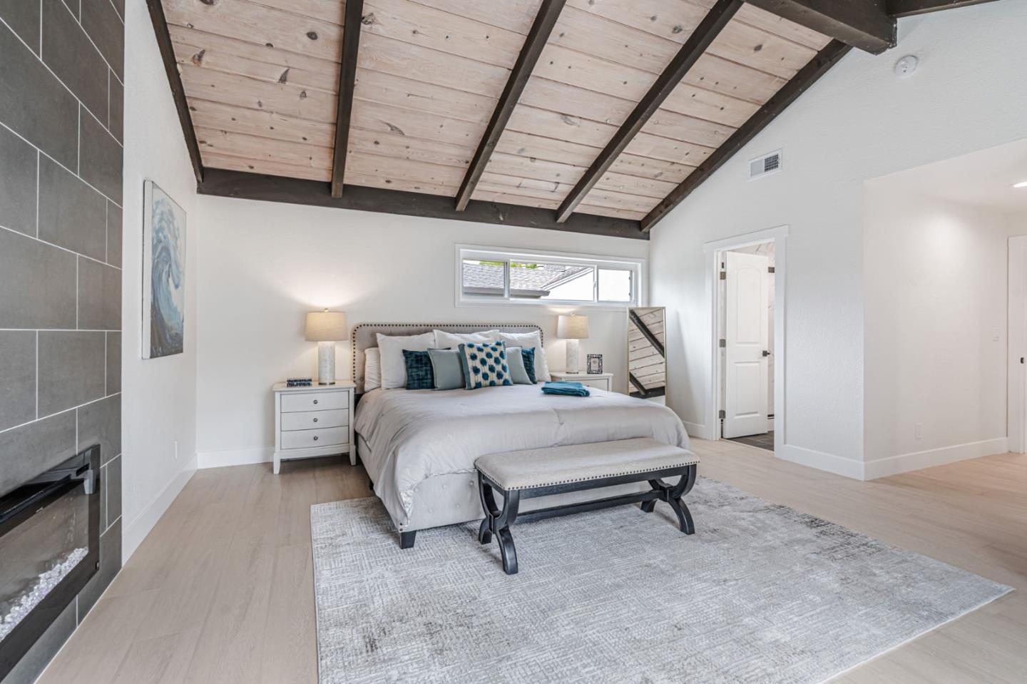 Detail Gallery Image 28 of 38 For 5 Yarnall Pl, Redwood City,  CA 94063 - 3 Beds | 2 Baths