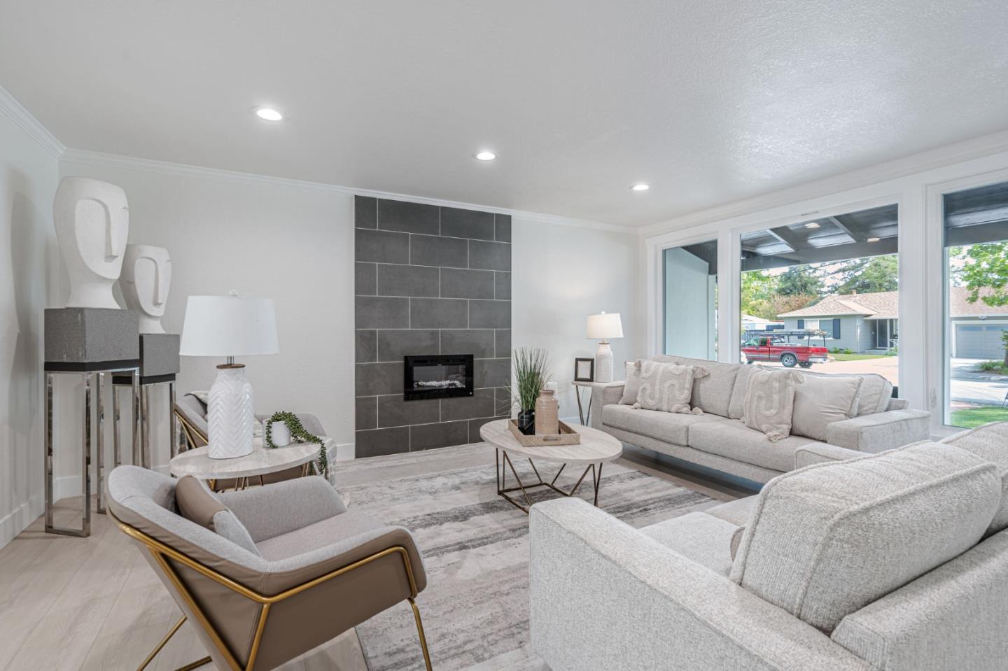 Detail Gallery Image 4 of 38 For 5 Yarnall Pl, Redwood City,  CA 94063 - 3 Beds | 2 Baths