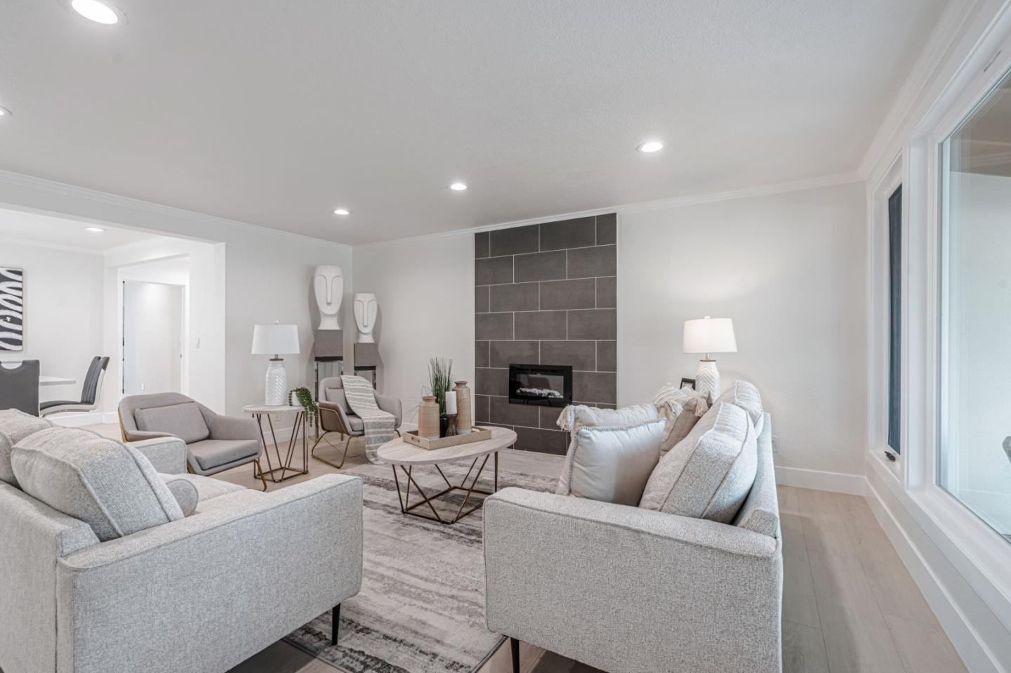 Detail Gallery Image 5 of 38 For 5 Yarnall Pl, Redwood City,  CA 94063 - 3 Beds | 2 Baths