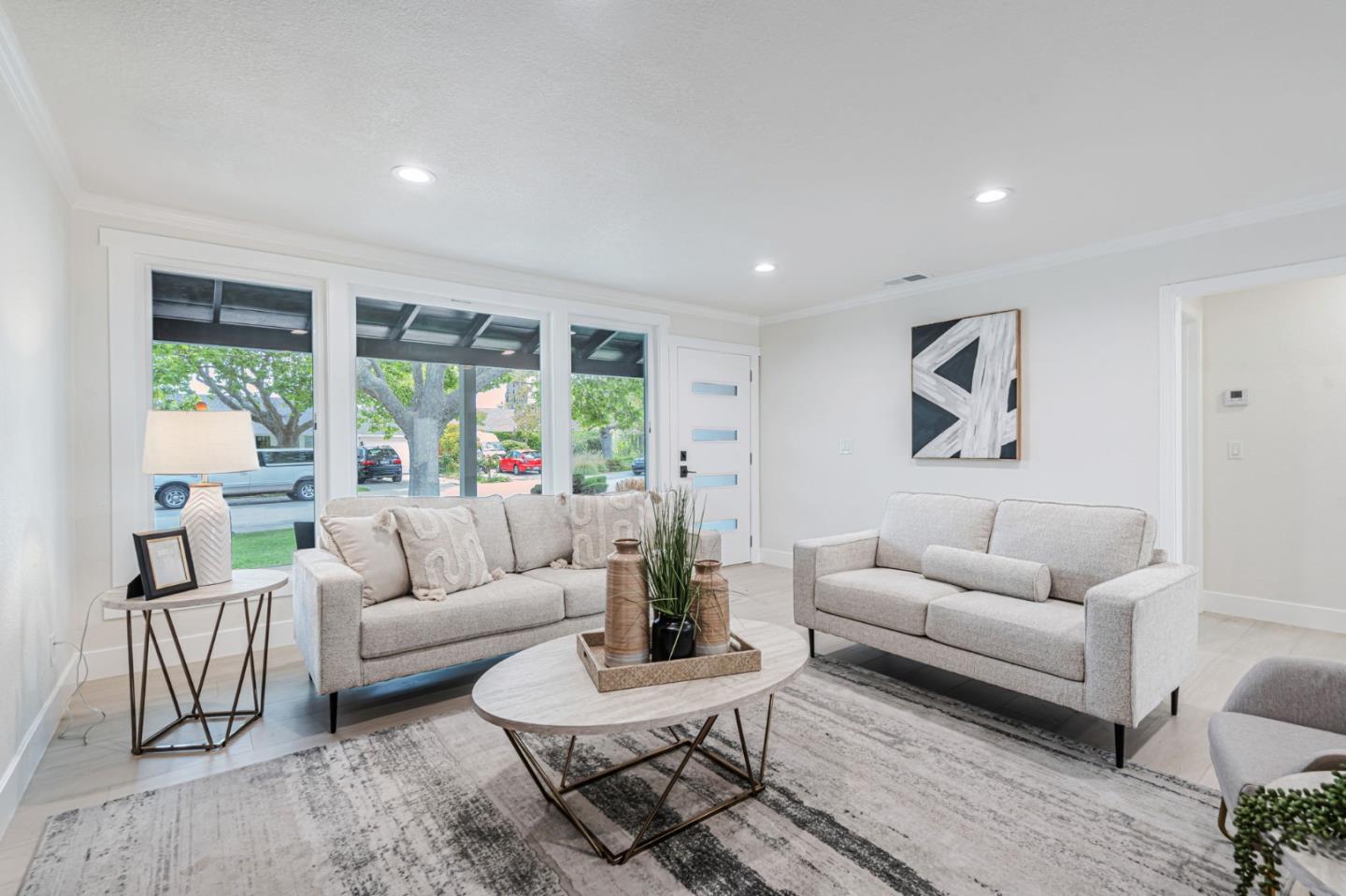 Detail Gallery Image 7 of 38 For 5 Yarnall Pl, Redwood City,  CA 94063 - 3 Beds | 2 Baths