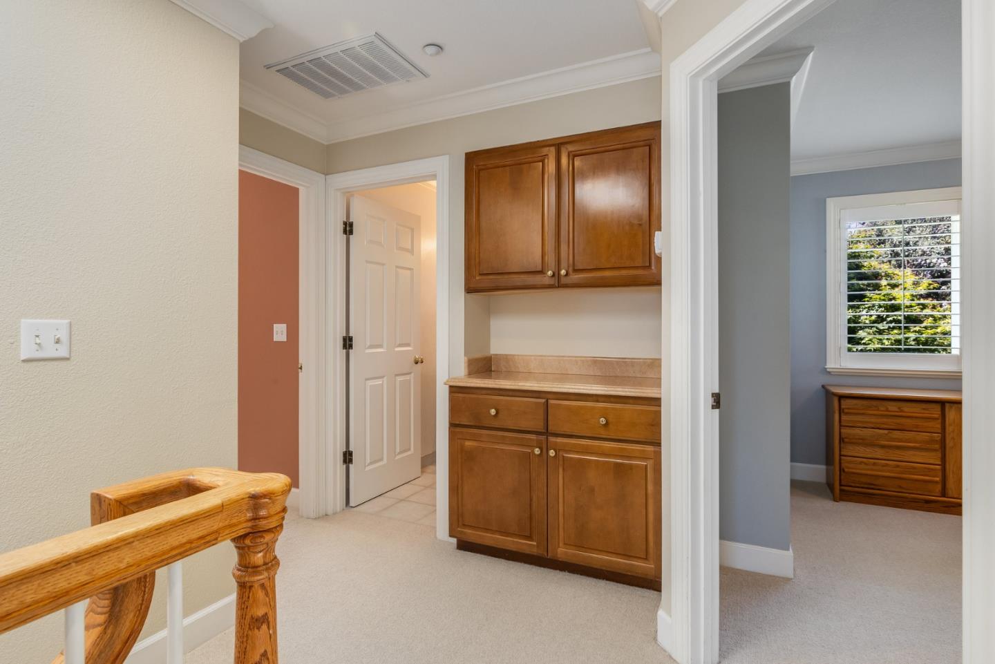 Detail Gallery Image 27 of 37 For 992 Lakeview Way, Redwood City,  CA 94062 - 4 Beds | 2/1 Baths