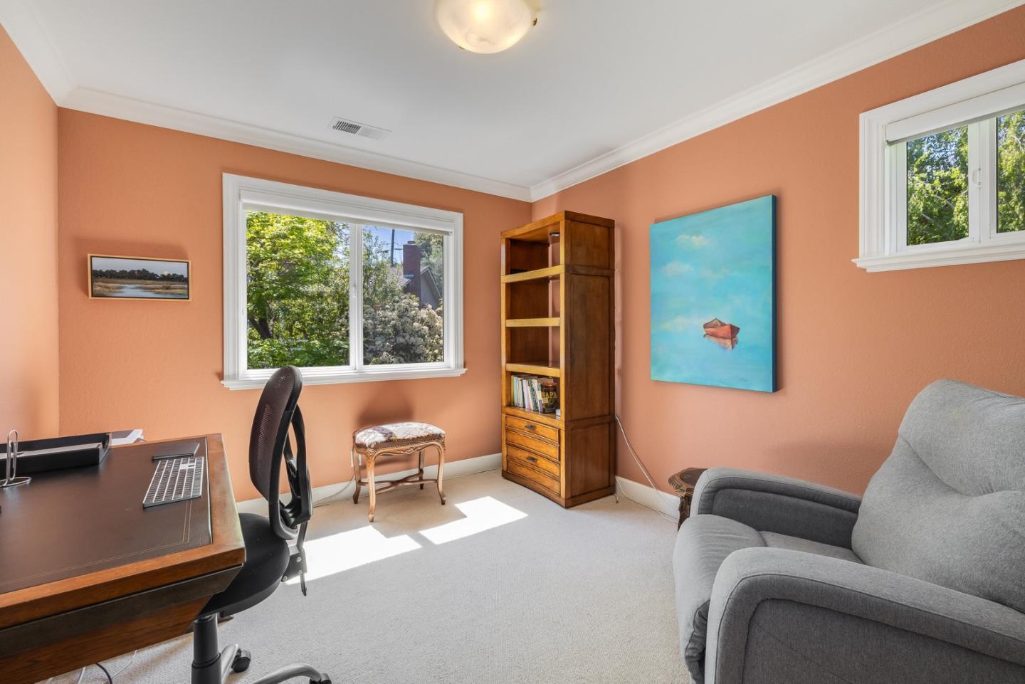 Detail Gallery Image 29 of 37 For 992 Lakeview Way, Redwood City,  CA 94062 - 4 Beds | 2/1 Baths