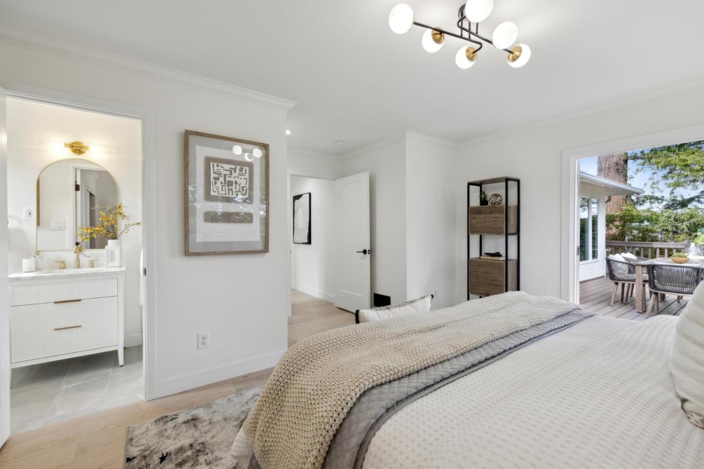 Detail Gallery Image 19 of 53 For 2109 Arthur Ave, Belmont,  CA 94002 - 5 Beds | 3 Baths