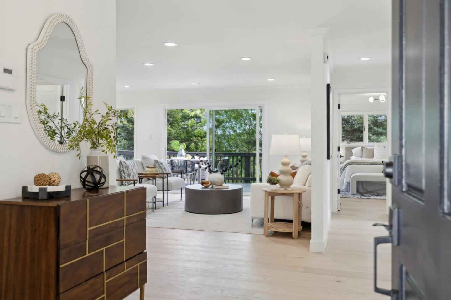 Detail Gallery Image 4 of 53 For 2109 Arthur Ave, Belmont,  CA 94002 - 5 Beds | 3 Baths