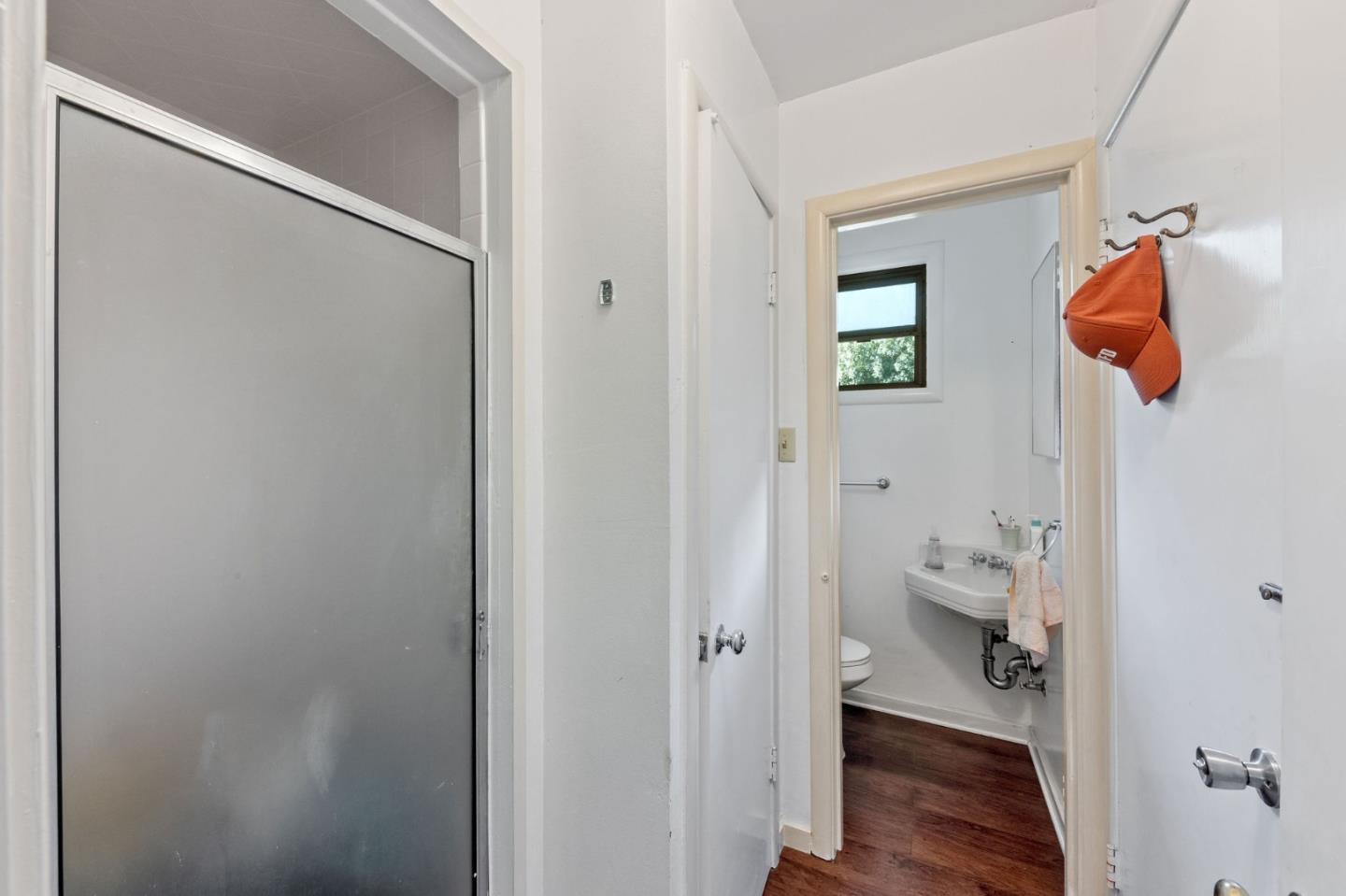 Detail Gallery Image 102 of 106 For 2155 Geri Ln, Hillsborough,  CA 94010 - 3 Beds | 3/1 Baths