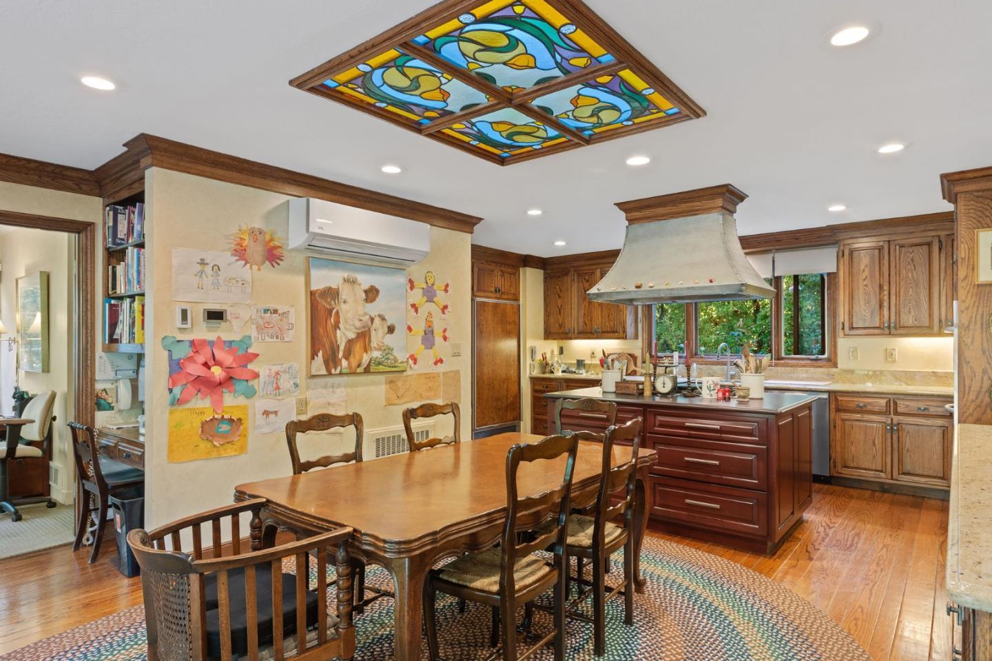 Detail Gallery Image 27 of 106 For 2155 Geri Ln, Hillsborough,  CA 94010 - 3 Beds | 3/1 Baths