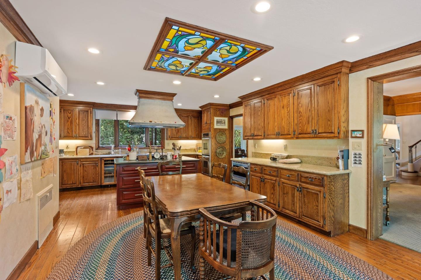 Detail Gallery Image 28 of 106 For 2155 Geri Ln, Hillsborough,  CA 94010 - 3 Beds | 3/1 Baths