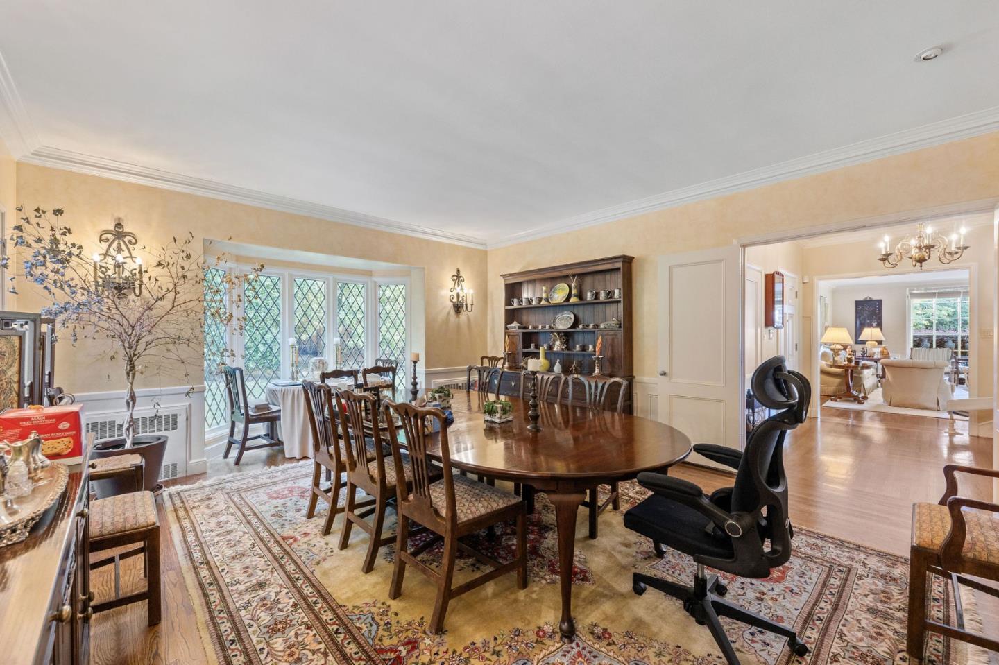 Detail Gallery Image 47 of 106 For 2155 Geri Ln, Hillsborough,  CA 94010 - 3 Beds | 3/1 Baths