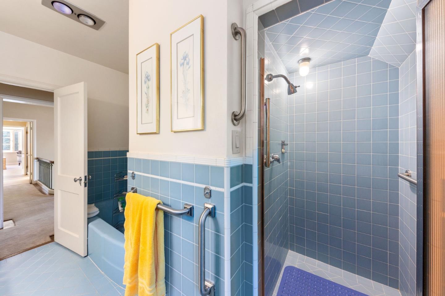 Detail Gallery Image 68 of 106 For 2155 Geri Ln, Hillsborough,  CA 94010 - 3 Beds | 3/1 Baths