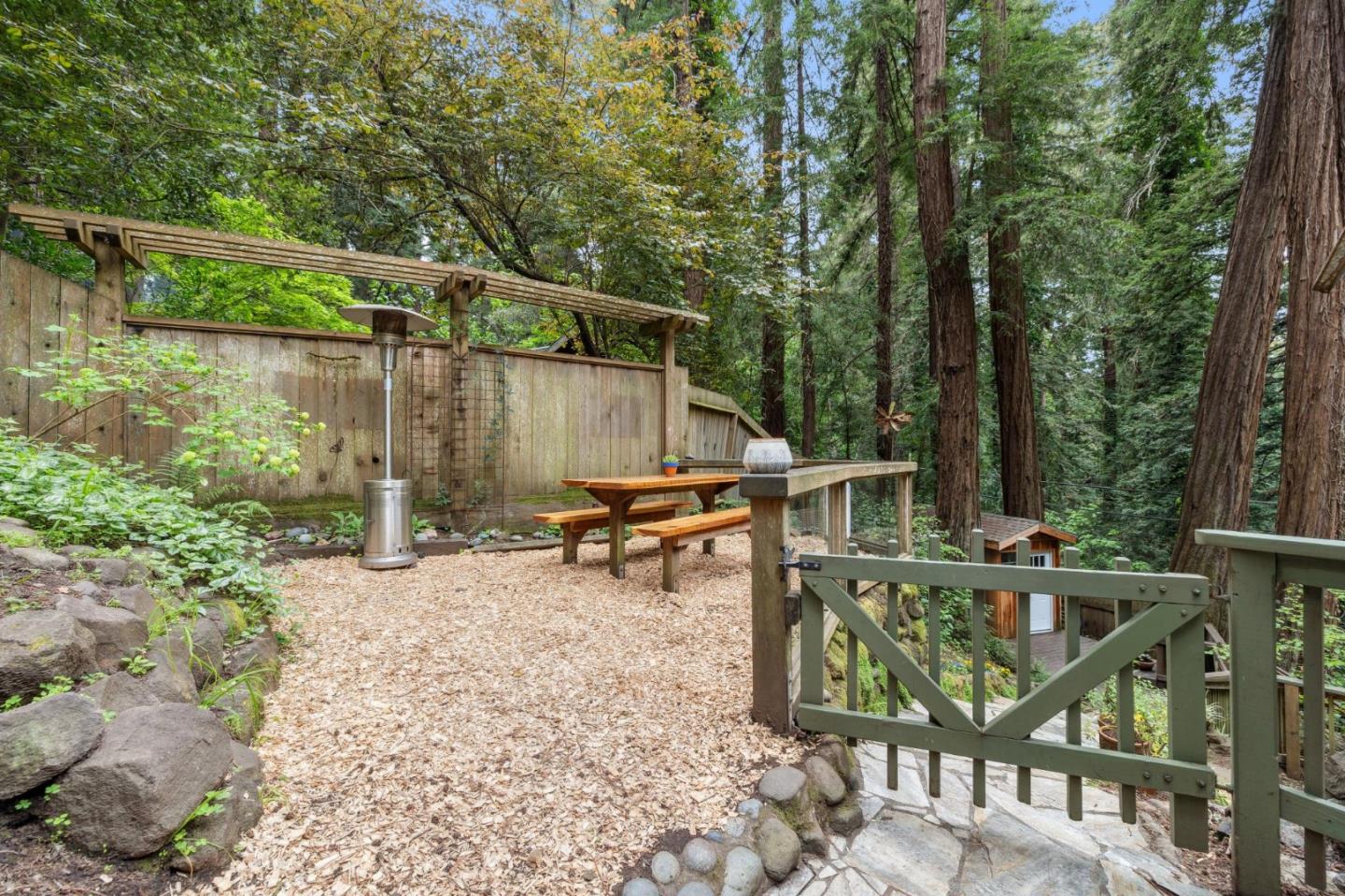 Detail Gallery Image 12 of 48 For 16 Redwood Dr, La Honda,  CA 94020 - 3 Beds | 2 Baths