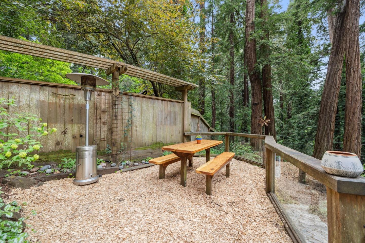 Detail Gallery Image 13 of 48 For 16 Redwood Dr, La Honda,  CA 94020 - 3 Beds | 2 Baths