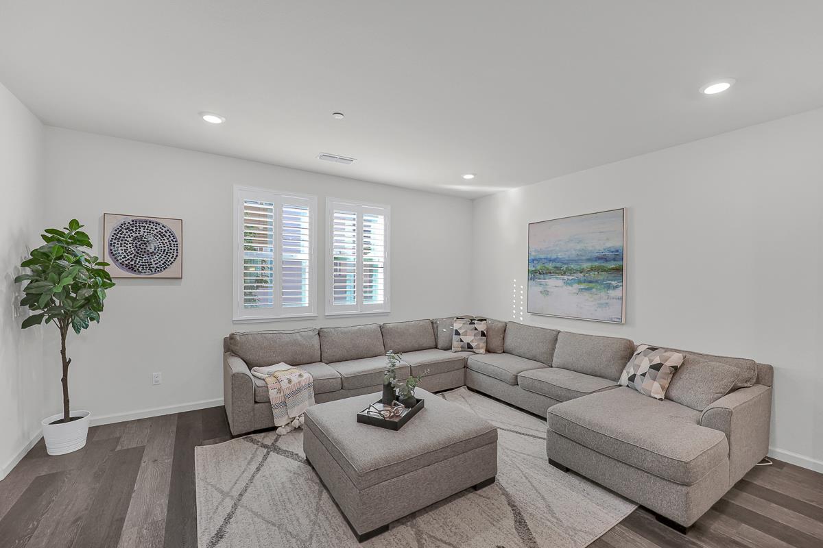 Detail Gallery Image 10 of 50 For 1312 Milkweed St, Milpitas,  CA 95035 - 3 Beds | 3/1 Baths