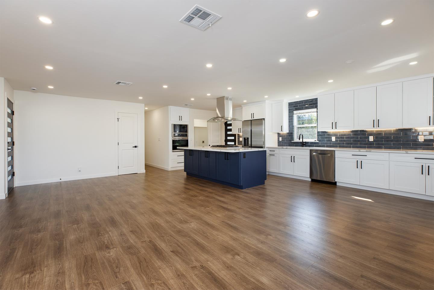 Detail Gallery Image 10 of 41 For 2395 Delaware #72,  Santa Cruz,  CA 95060 - 3 Beds | 2 Baths