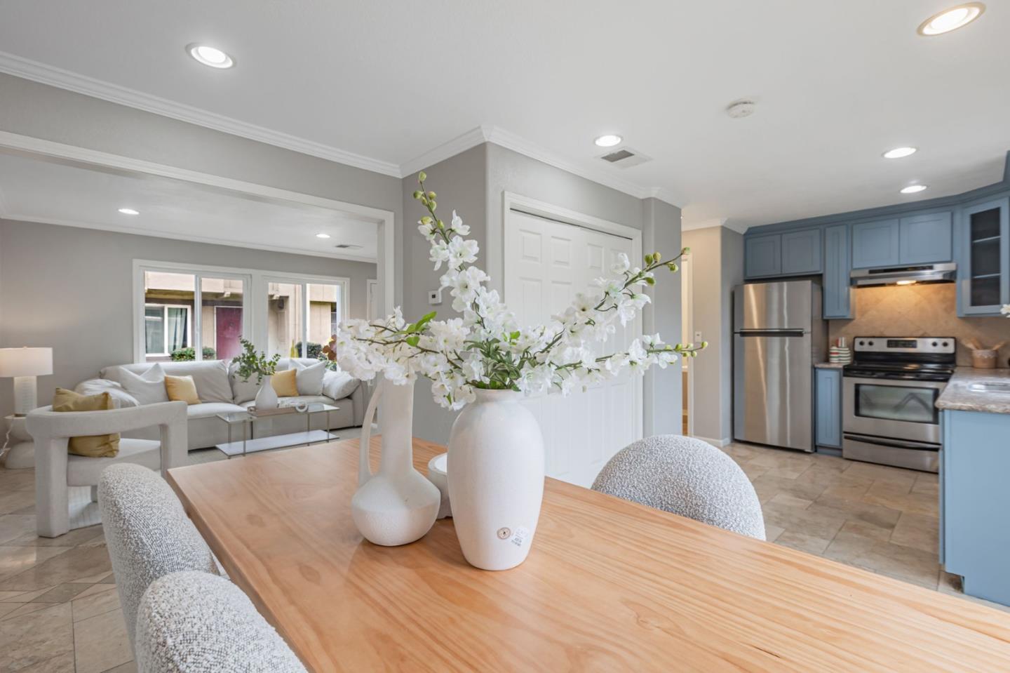 Detail Gallery Image 12 of 26 For 2749 Fricka Ct, San Jose,  CA 95121 - 3 Beds | 1/1 Baths