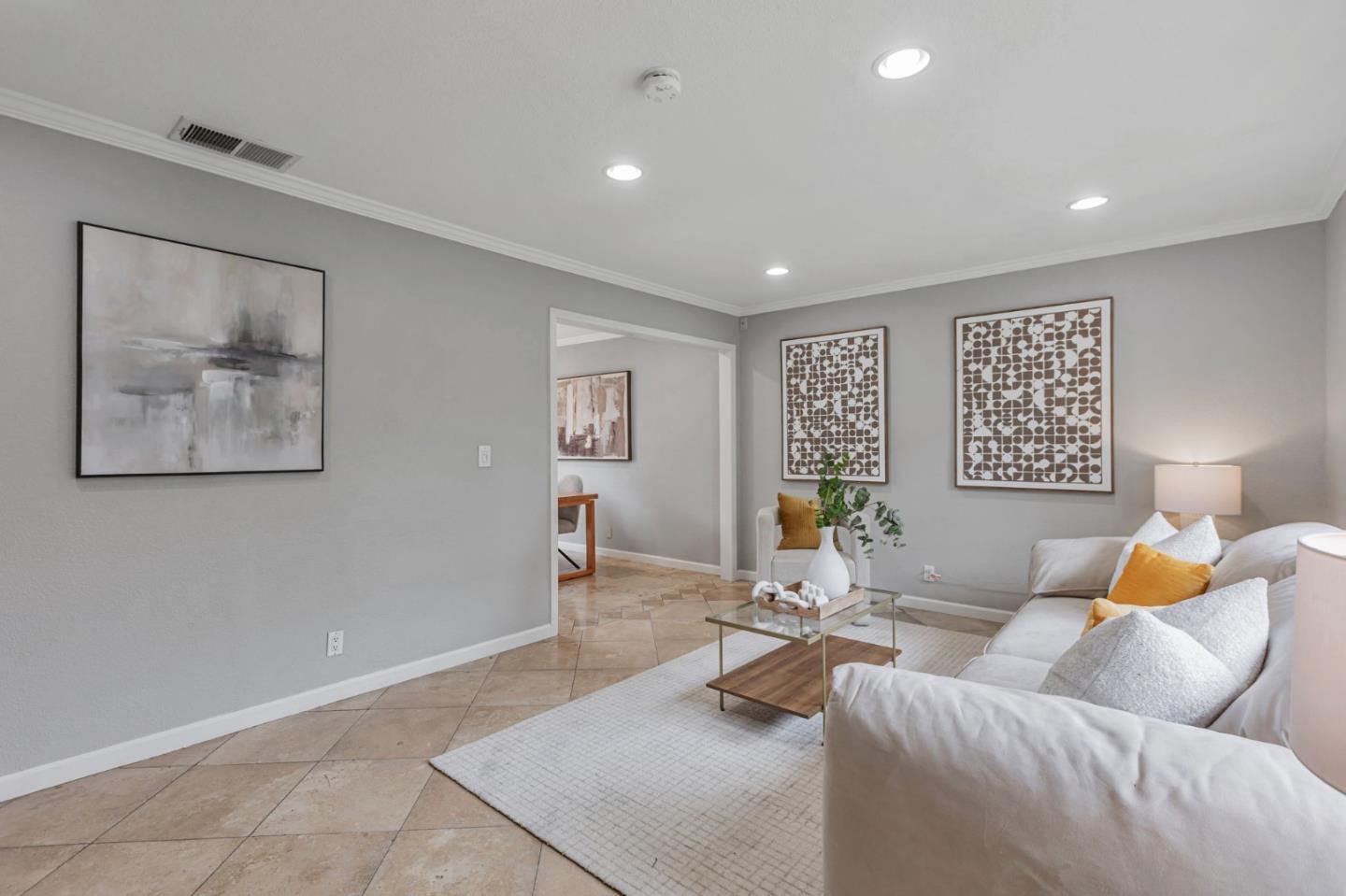 Detail Gallery Image 5 of 26 For 2749 Fricka Ct, San Jose,  CA 95121 - 3 Beds | 1/1 Baths