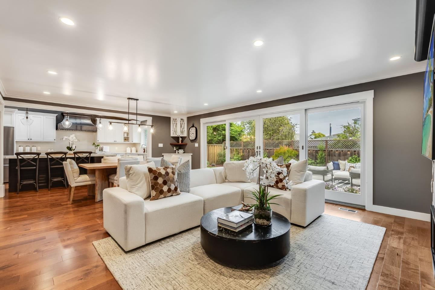 Detail Gallery Image 20 of 49 For 66 Bayport Ct, San Carlos,  CA 94070 - 4 Beds | 3 Baths