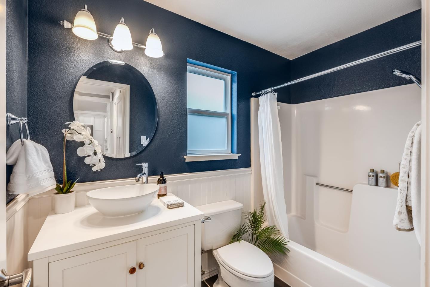 Detail Gallery Image 23 of 49 For 66 Bayport Ct, San Carlos,  CA 94070 - 4 Beds | 3 Baths