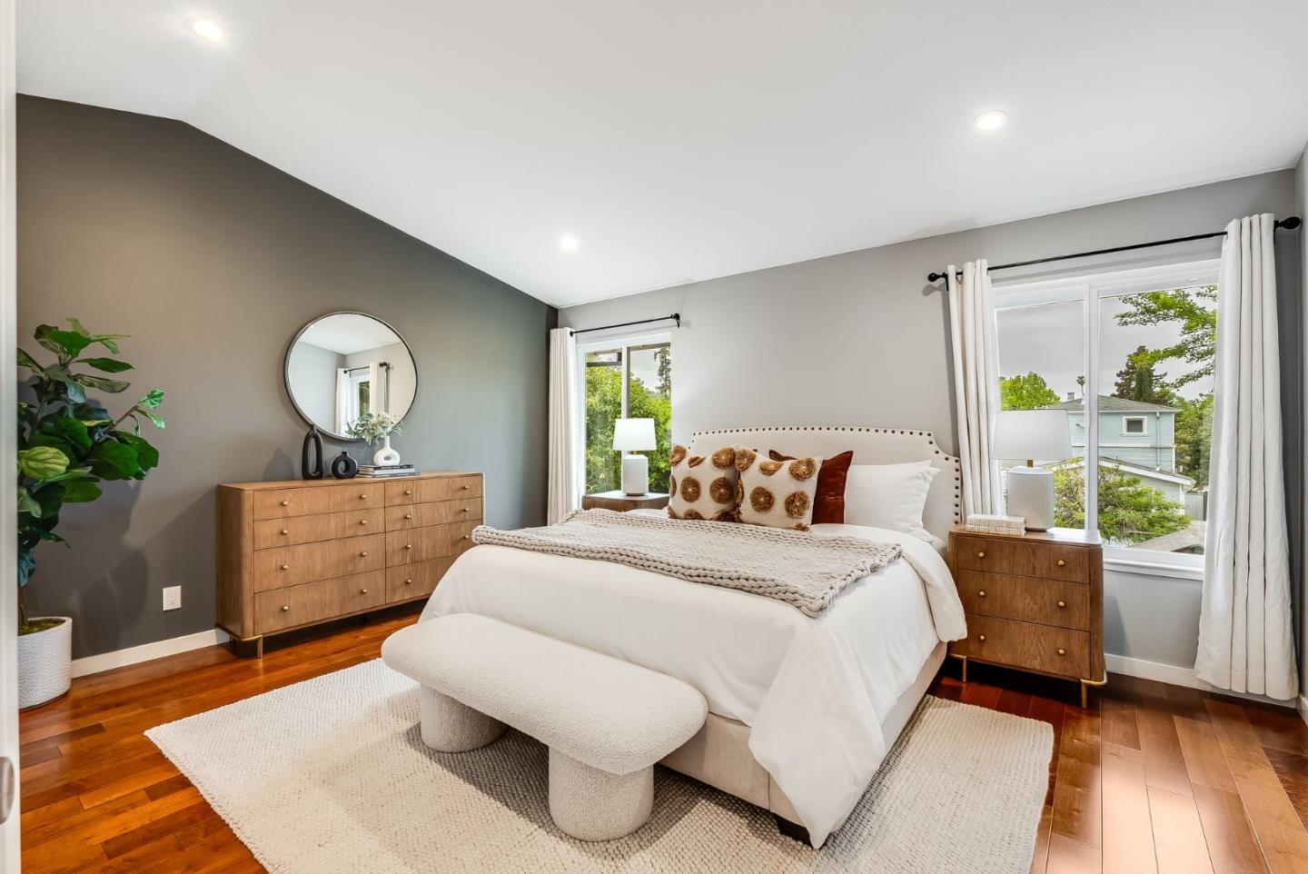 Detail Gallery Image 24 of 49 For 66 Bayport Ct, San Carlos,  CA 94070 - 4 Beds | 3 Baths