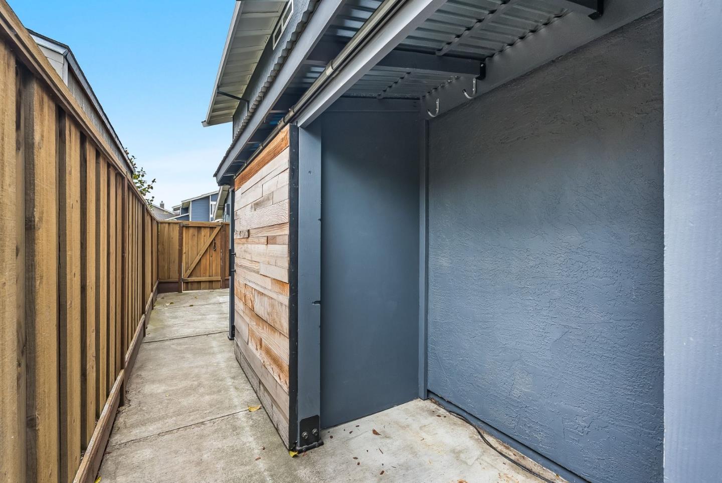 Detail Gallery Image 36 of 49 For 66 Bayport Ct, San Carlos,  CA 94070 - 4 Beds | 3 Baths