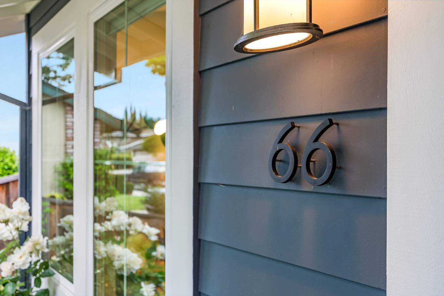 Detail Gallery Image 5 of 49 For 66 Bayport Ct, San Carlos,  CA 94070 - 4 Beds | 3 Baths
