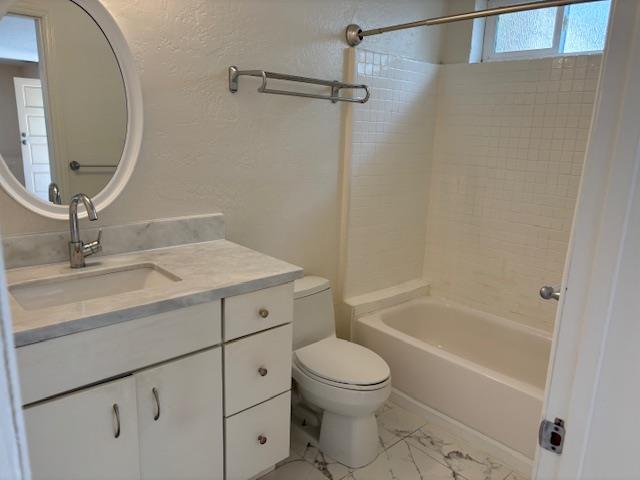Detail Gallery Image 10 of 12 For 119 Highland Ave #B,  Burlingame,  CA 94010 - 1 Beds | 1 Baths