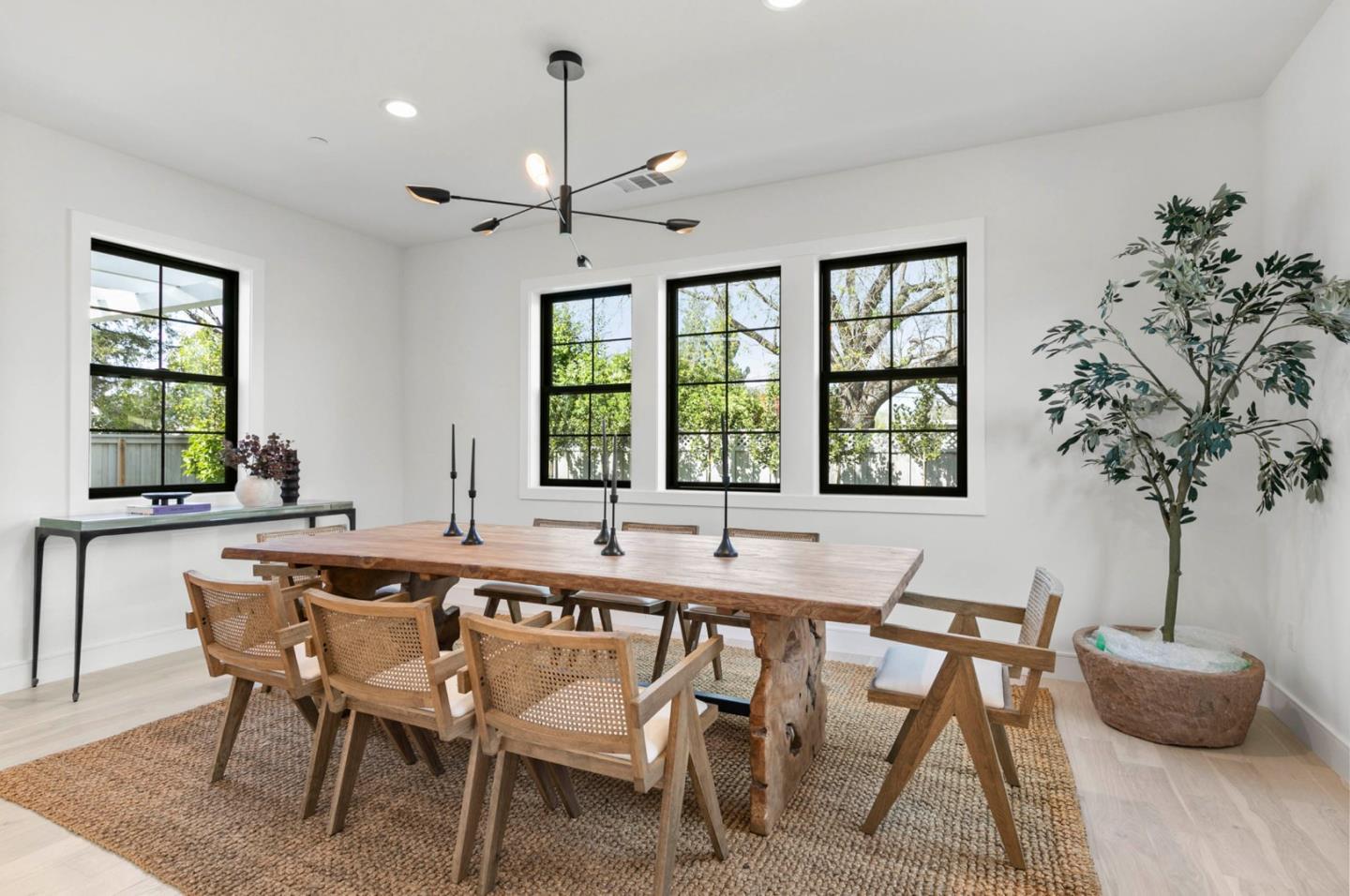 Detail Gallery Image 24 of 49 For 191 Alexander Ave, Redwood City,  CA 94061 - 4 Beds | 3/1 Baths