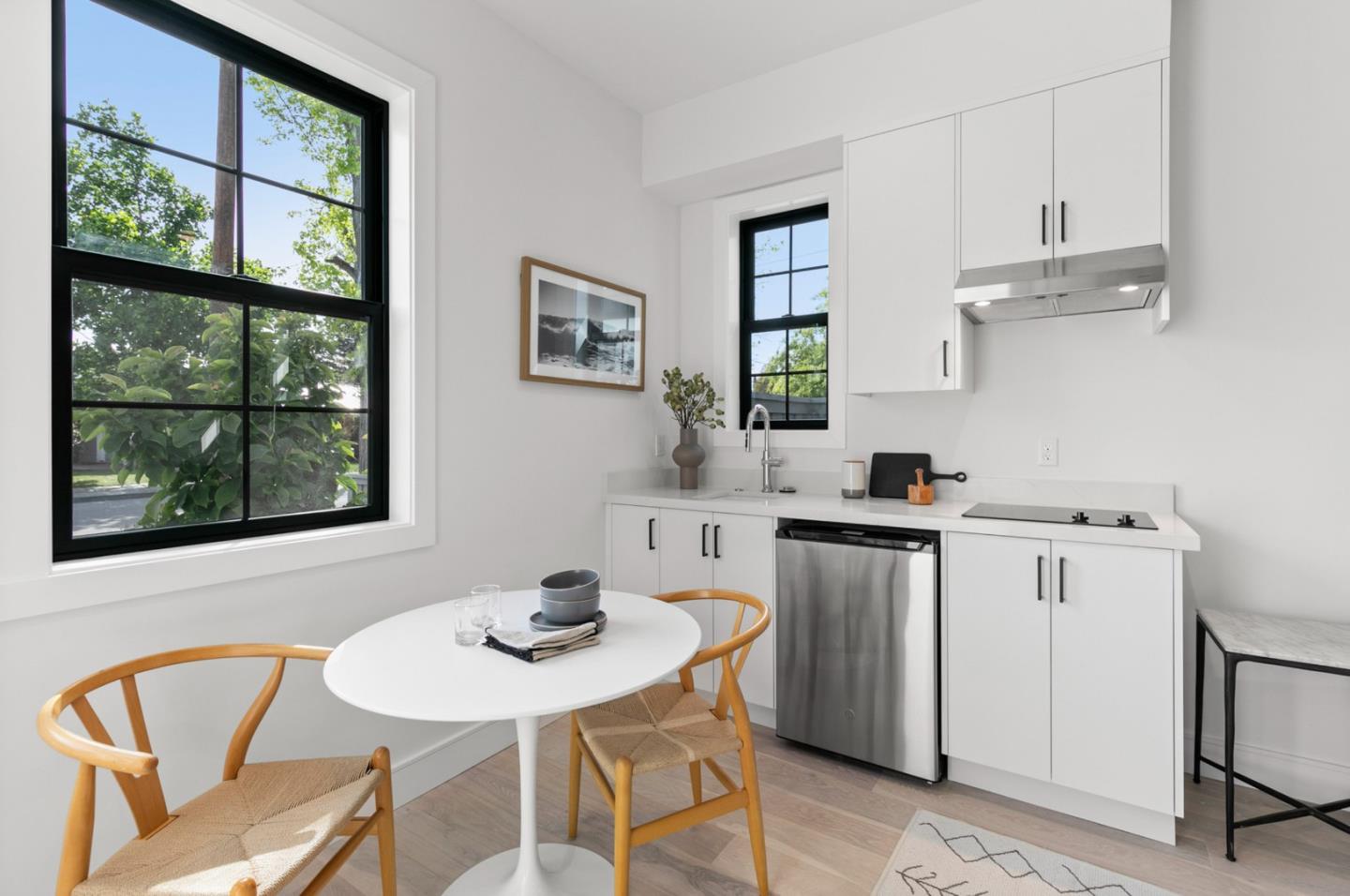 Detail Gallery Image 27 of 49 For 191 Alexander Ave, Redwood City,  CA 94061 - 4 Beds | 3/1 Baths