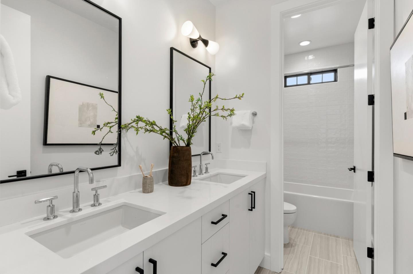 Detail Gallery Image 43 of 49 For 191 Alexander Ave, Redwood City,  CA 94061 - 4 Beds | 3/1 Baths