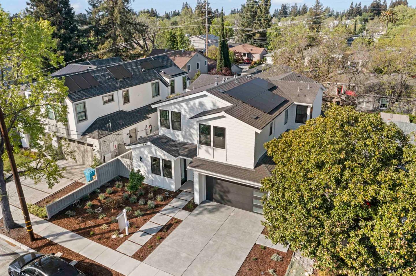Detail Gallery Image 5 of 49 For 191 Alexander Ave, Redwood City,  CA 94061 - 4 Beds | 3/1 Baths
