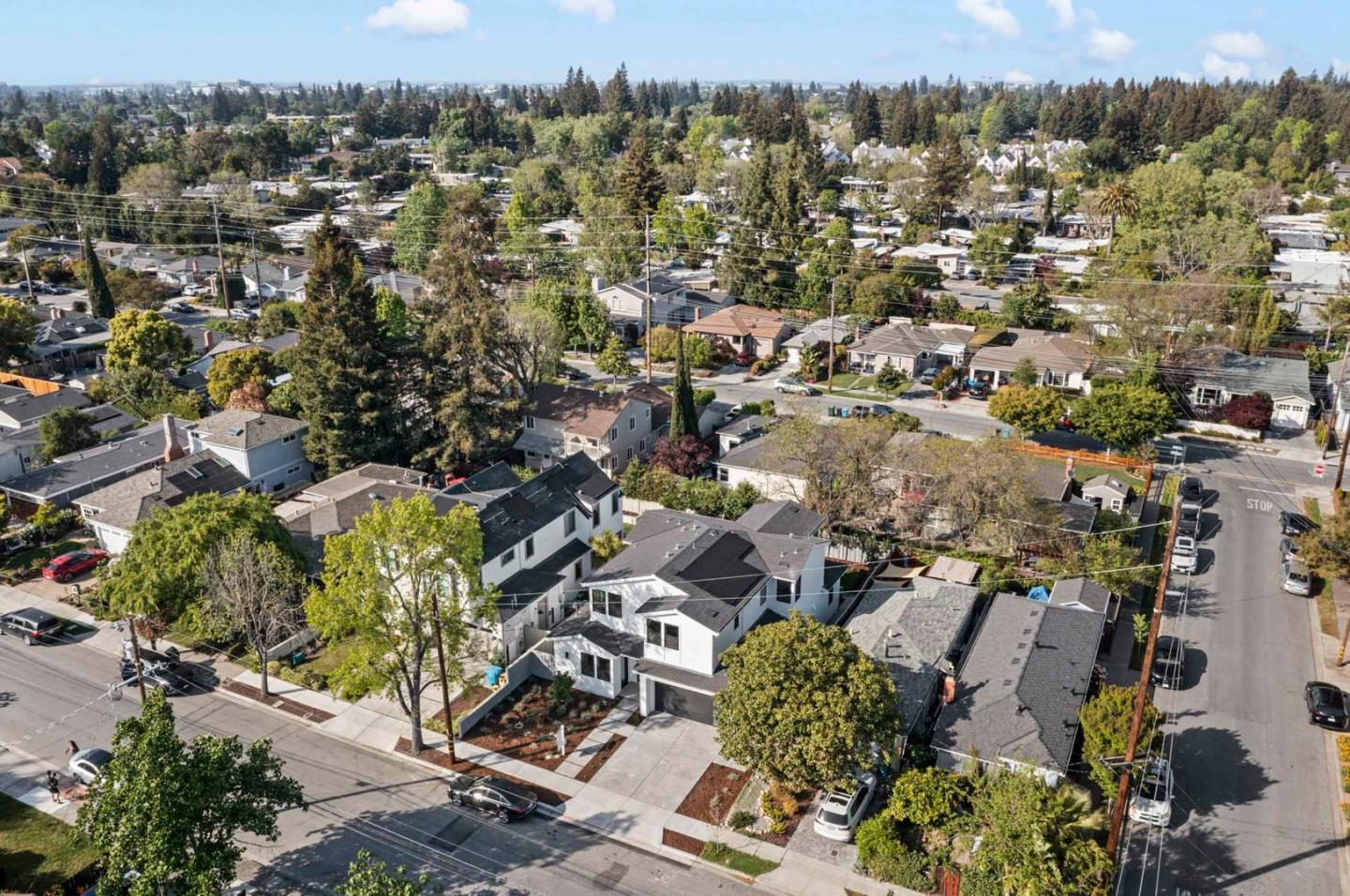 Detail Gallery Image 7 of 49 For 191 Alexander Ave, Redwood City,  CA 94061 - 4 Beds | 3/1 Baths
