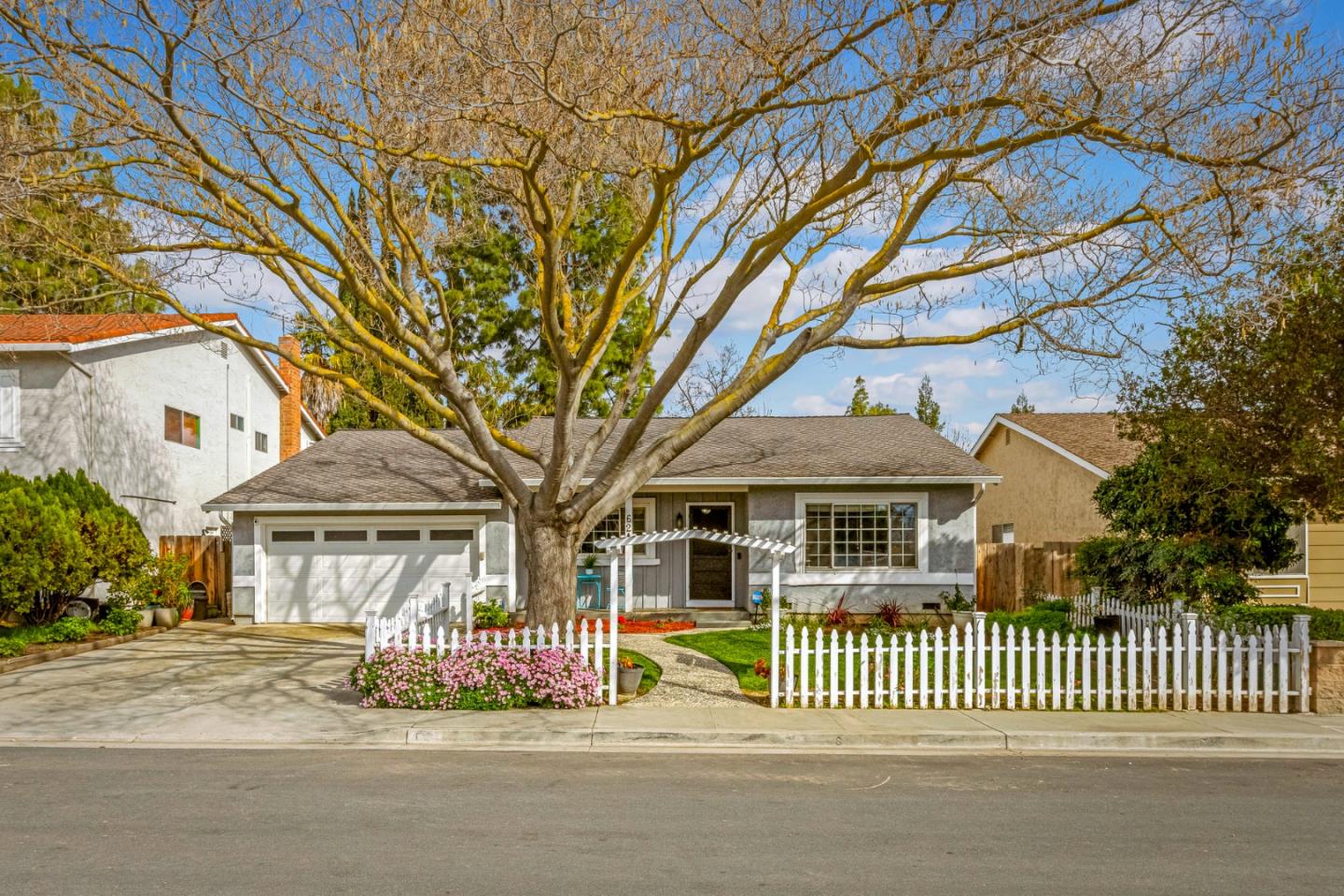Detail Gallery Image 10 of 41 For 62 Park Sharon Dr, San Jose,  CA 95136 - 4 Beds | 2 Baths