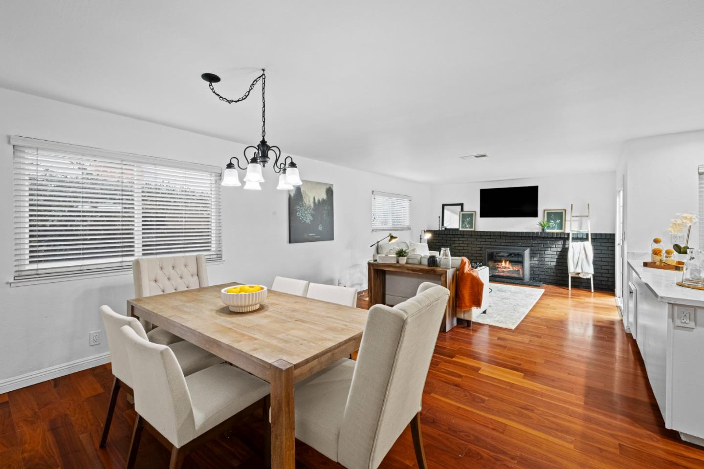 Detail Gallery Image 21 of 41 For 62 Park Sharon Dr, San Jose,  CA 95136 - 4 Beds | 2 Baths