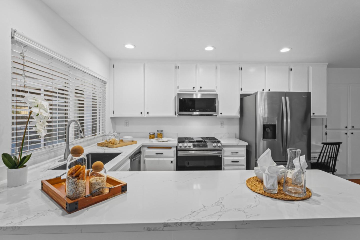 Detail Gallery Image 26 of 41 For 62 Park Sharon Dr, San Jose,  CA 95136 - 4 Beds | 2 Baths
