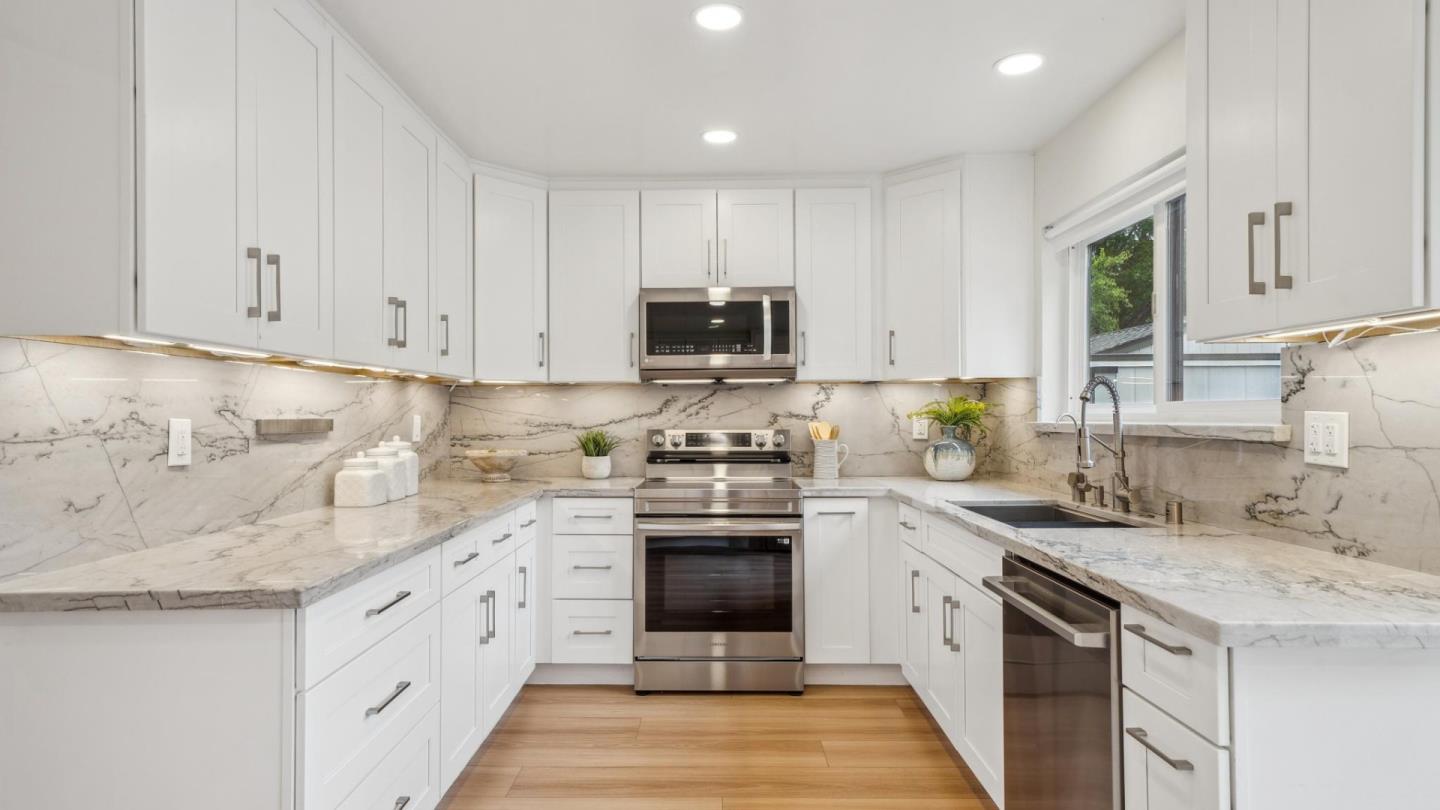 Detail Gallery Image 12 of 50 For 4970 Rue Le Mans, San Jose,  CA 95136 - 3 Beds | 2/1 Baths