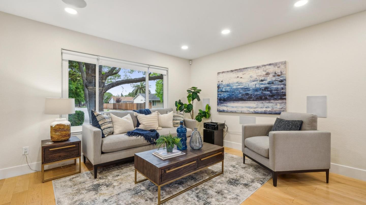 Detail Gallery Image 4 of 50 For 4970 Rue Le Mans, San Jose,  CA 95136 - 3 Beds | 2/1 Baths