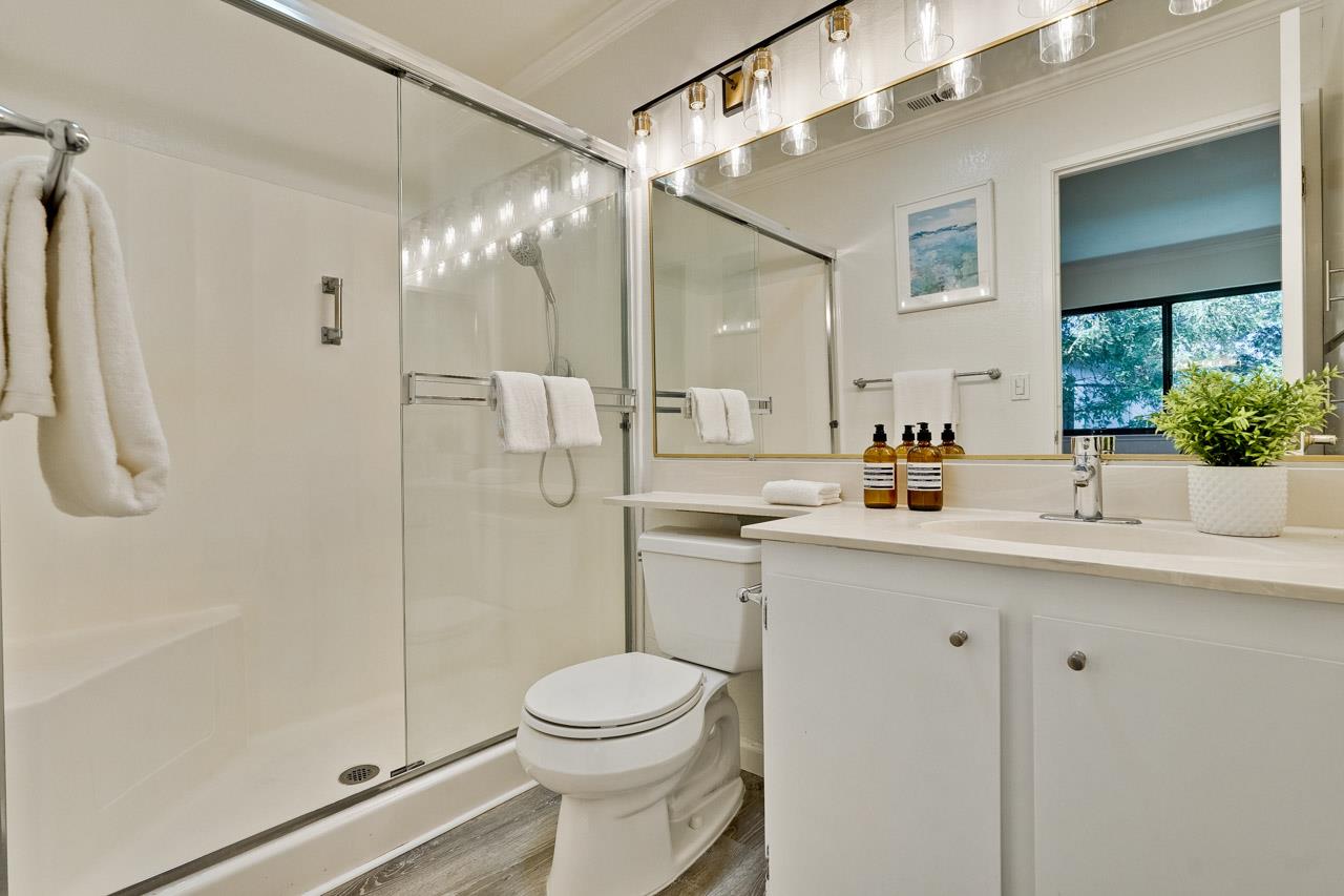 Detail Gallery Image 24 of 43 For 535 Boxleaf Ct, San Jose,  CA 95117 - 2 Beds | 2/1 Baths